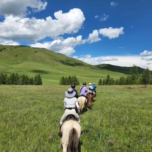 12 địa điểm du lịch Mông Cổ cho bạn chu du vùng thảo nguyên 12 địa điểm du lịch Mông Cổ cho bạn chu du vùng thảo nguyên