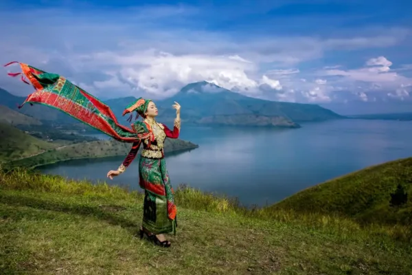 13 Địa điểm du lịch Indonesia khiến bạn si mê không lối thoát 13 Địa điểm du lịch Indonesia khiến bạn si mê không lối thoát