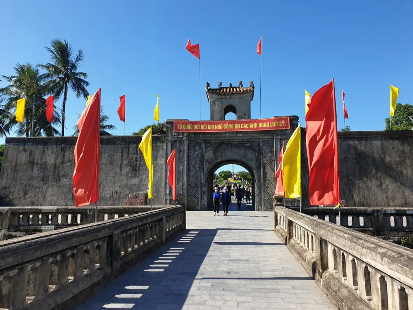 Hạ Long – Quảng Bình – Quảng Trị 4N3Đ