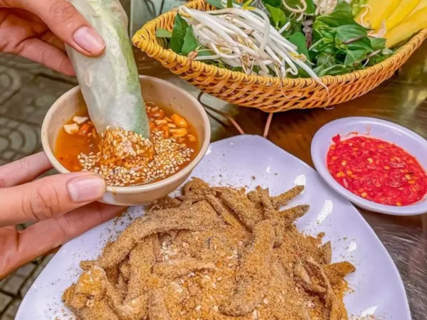 Top 10 địa điểm tham quan Đà Nẵng vô cùng hấp dẫn Top 10 địa điểm tham quan Đà Nẵng vô cùng hấp dẫn