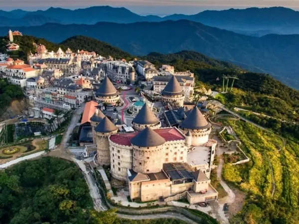 Top 10 địa điểm tham quan Đà Nẵng vô cùng hấp dẫn Top 10 địa điểm tham quan Đà Nẵng vô cùng hấp dẫn